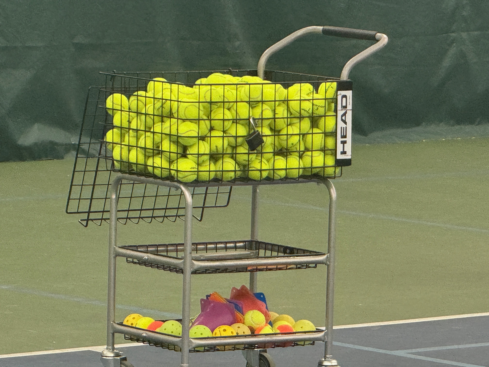 A basket of tennis balls.