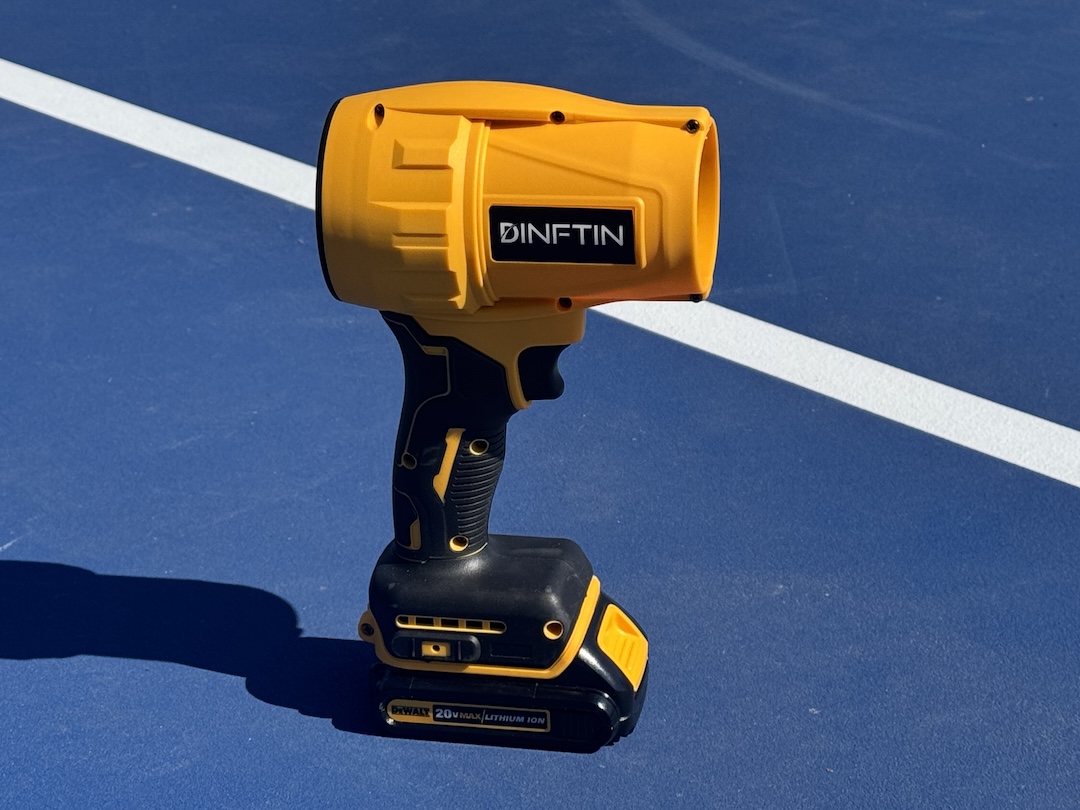 Tiny Leaf Blower
